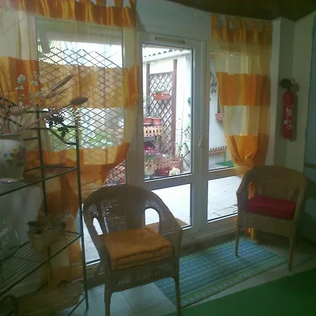 Chez Paulo Et Maria Meru